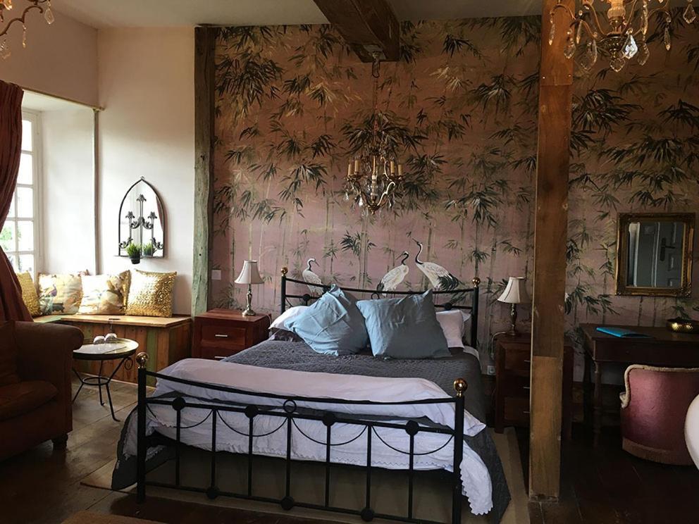 Chateau Gros Puy, Petit Chateau Chambre D'Hote Abjat-sur-Bandiat Eksteriør billede